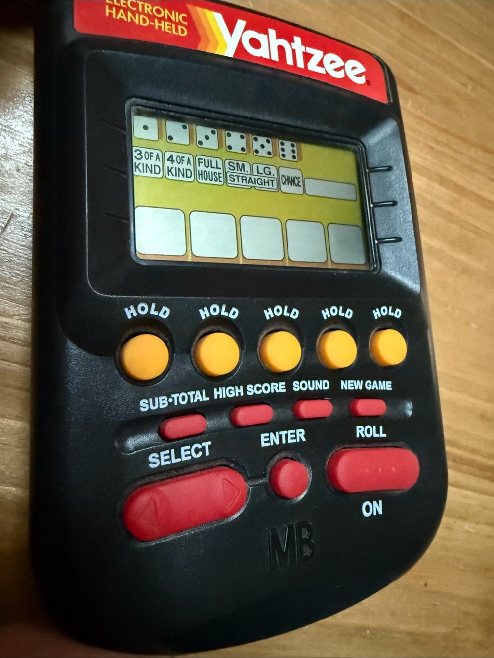 Working vintage 1995 Milton Bradley Electronic Handheld Yahtzee Game Model 4511